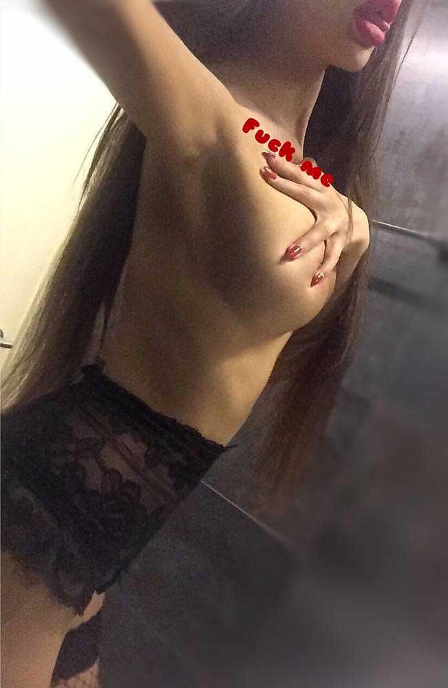 Aydınevler Escort Kocaman Göğüslü Dilek